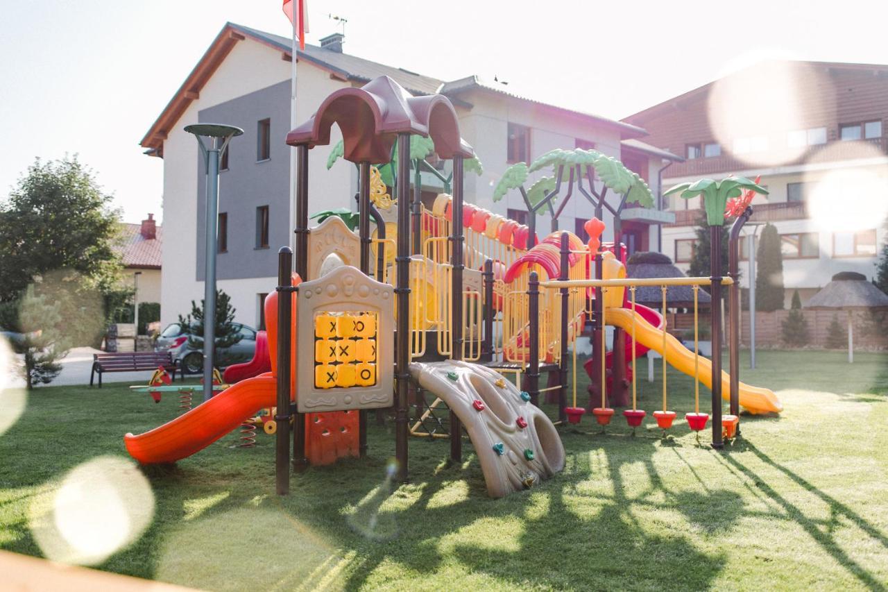 Villa Monica Apartamenty Щирк Екстер'єр фото